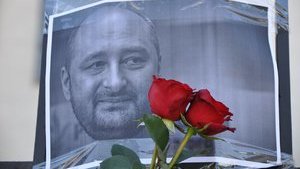 Activists bring Babchenko’s pictures to Kyiv-based Russian embassy "for him to keep haunting them even from hereafter". VIDEO&PHOTOS