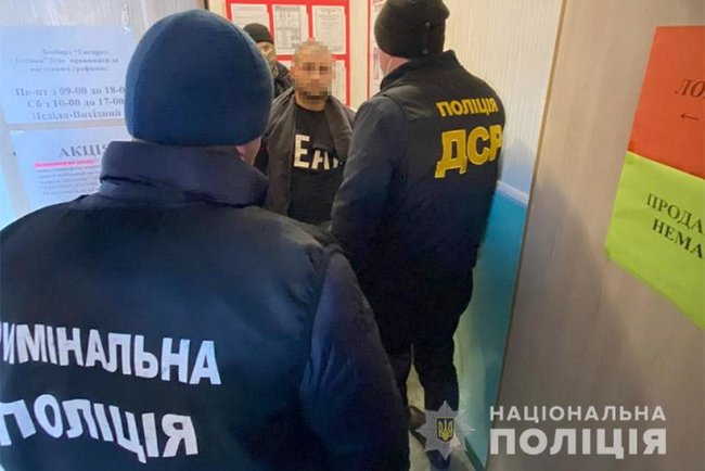 Лідера ОЗУ, що займалося вимаганням, затримано на Хмельниччині, - Нацполіція 02
