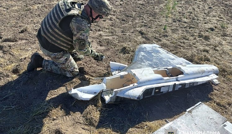 Взрывотехники полиции обезвредили боевые части вражеских БПЛА в Нежинском районе. ФОТОРЕПОРТАЖ