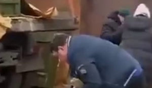 На Оболоні в Києві готуються зустрічати окупантів. ВIДЕО