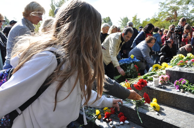 Memory March for Babi Yar held in Kyiv 24