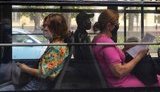 Кабмін пропонує Раді посилити відповідальність власників громадських місць за неносіння масок відвідувачами