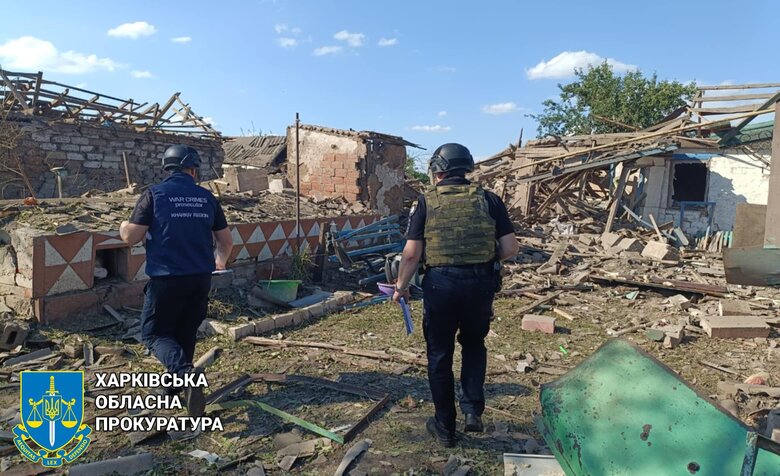 Окупанти завдали авіаудару по селу Богуславка на Харківщині