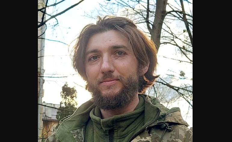 С погибшим воином Николаем Шараварой попрощаются завтра во Львове 01