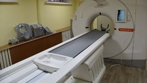 Німеччина передала військовому госпіталю в Чернігові комп'ютерний томограф. ФОТО
