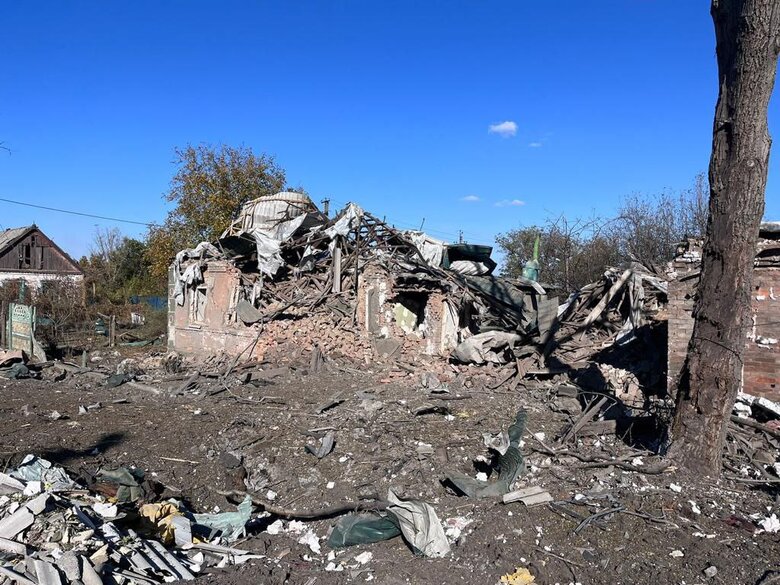 Наслідки обстрілів Донеччини російськими загарбниками 01