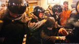 На следующий день после погромов на Манежной, московский ОМОН бодро разогнал участников "Дня гнева". ФОТОрепортаж