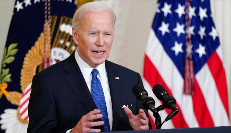 Biden accused Putin of raising fuel and food prices in United States