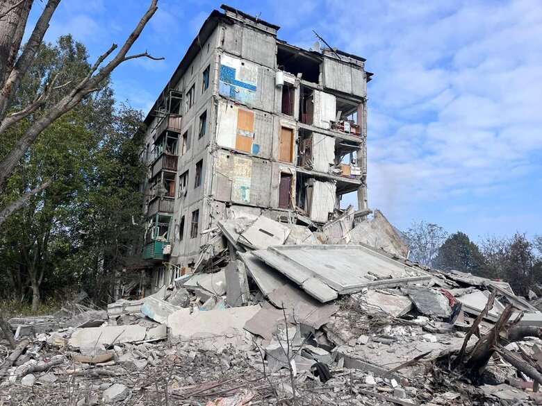 Обстріли Донеччини: Авдіївка зазнала ракетних ударів, під обстрілами Вугледар та Максимівка. Є жертви 04