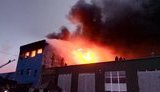 Масштабну пожежу на складах на околиці Києва гасили понад добу, - ДСНС. ВІДЕО+ФОТОрепортаж