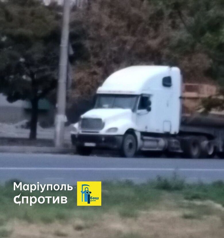 Окупанти продовжують будувати та облаштовувати укріплення поблизу Маріуполя, - Андрющенко 03
