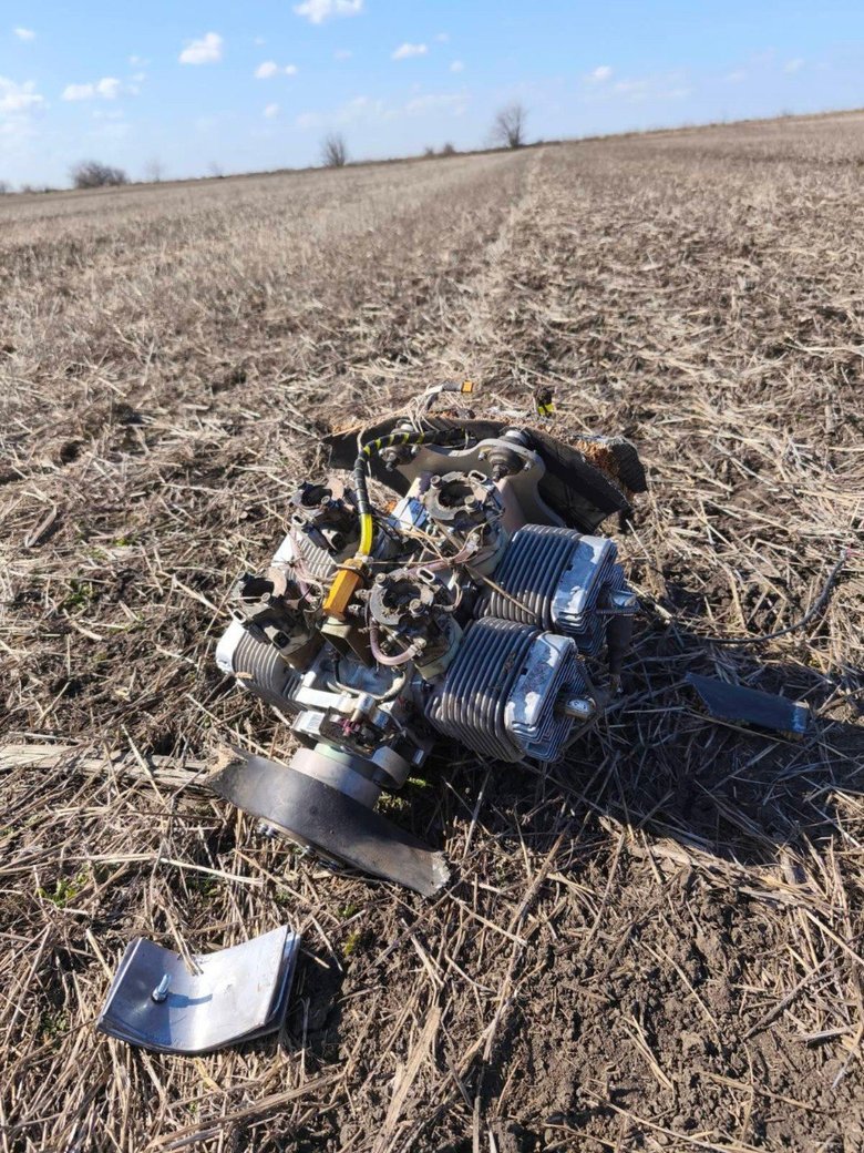 У Молдові біля кордону з Україною виявили дрон із вибухівкою