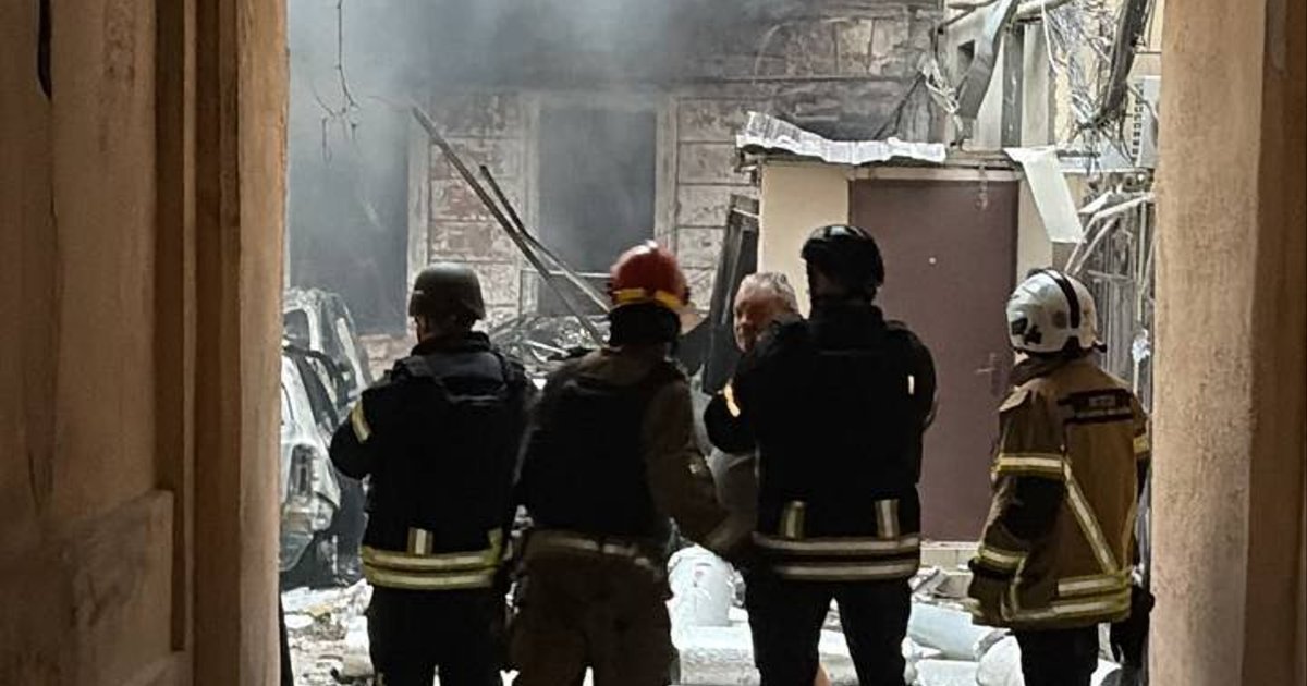 Міненерго про наслідки атаки РФ на Одещину: світло повернули вже 90 тисячам родин, відновлювальні роботи тривають