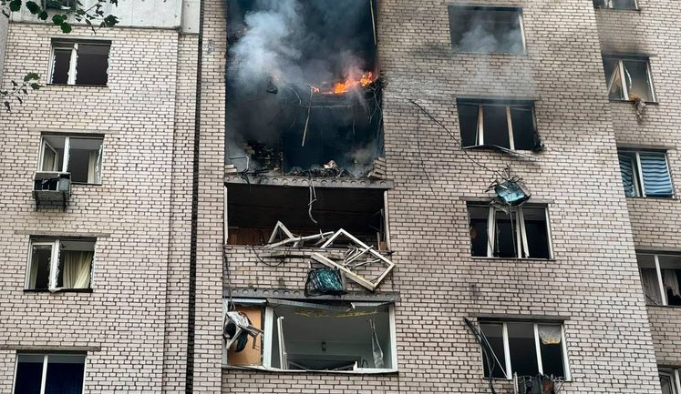 Россияне атаковали Киев: БпЛА попали в жилые дома, погиб 14-летний парень (обновлено). ВИДЕО+ФОТОрепортаж