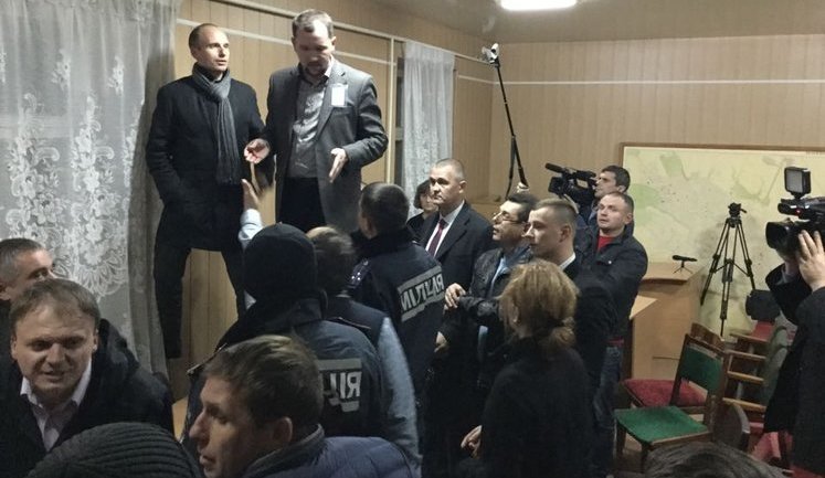 Горизбирком в Белой Церкви выразил недоверие председателю комиссии, - "Опора". ВИДЕО