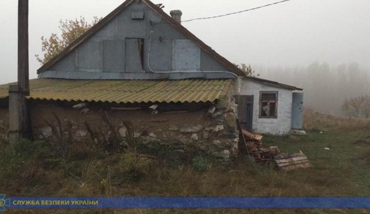 Группа "черных риэлторов" похищала людей и под пытками заставляла отдавать свое жилье в Бердянске, - СБУ. ФОТОрепортаж