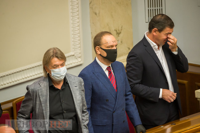 Попередження в чаті СН про лайно в сторону президента, Лукашев оформляє Наташу помічником, усміхнені Верещук і Бужанський, - робота ВР 2 вересня 03