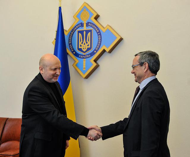 Важливо відновити військово-технічну співпрацю України з її західними партнерами, штучно заблоковану в 2014 році, - Турчинов 01