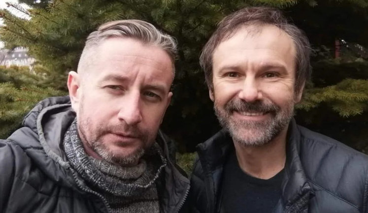 Жадан і Вакарчук привітали з Великоднем із Харкова. ВIДЕО