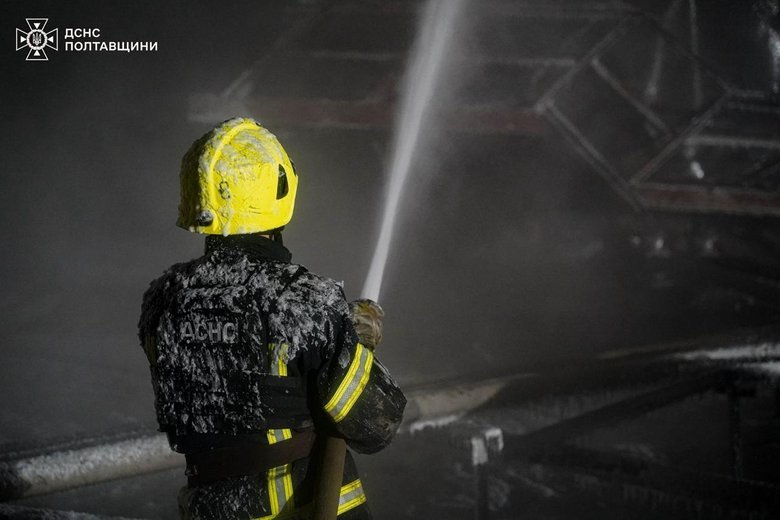 Обстріл України