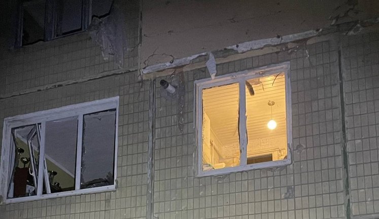 РФ вночі понад 20 разів атакувала Дніпропетровщину: є поранені, руйнування цивільної інфраструктури. ФОТОрепортаж