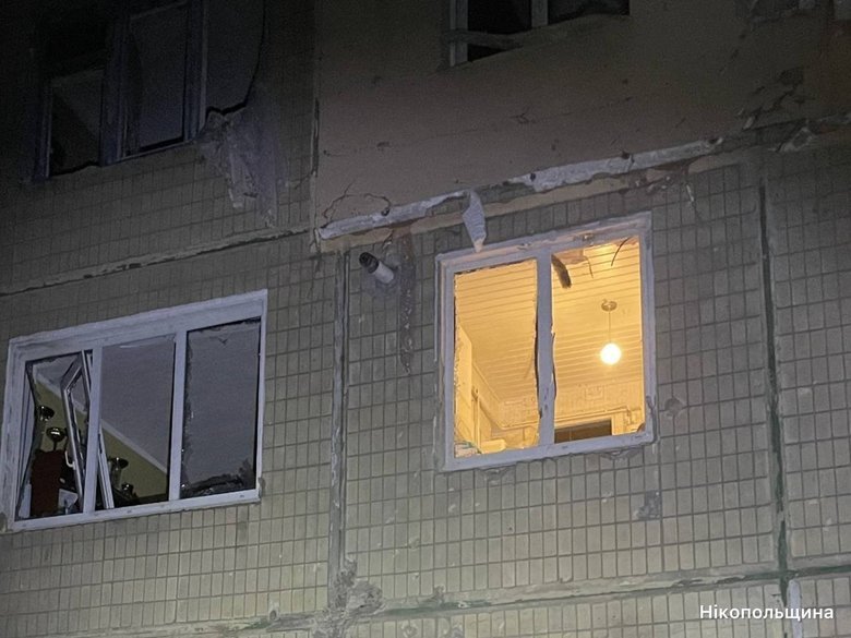 В Никопольском районе россияне нанесли удары по Никополю, Марганецкой, Мировской, Червоногригоровской, Покровской общинам