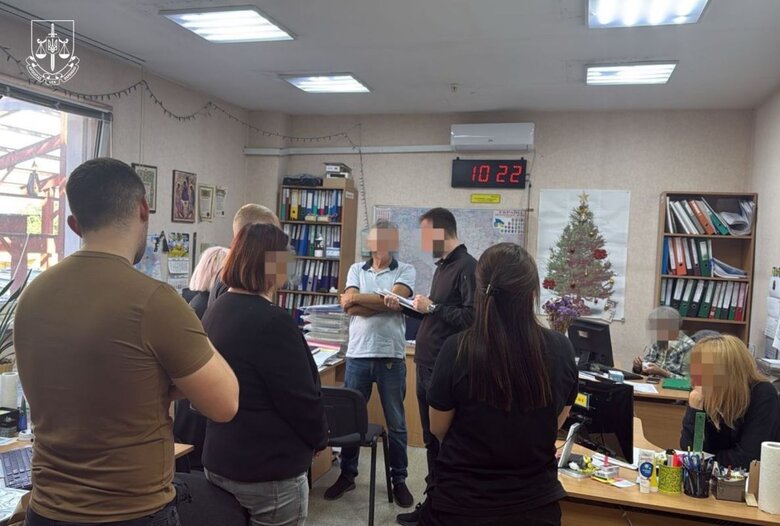 Викрито посадовців Міноборони на закупівлі неякісного спорядження