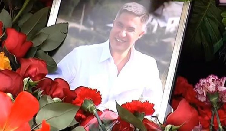 "Братуха! Ты навсегда в наших сердцах," - похороны симеизского мэра-"регионала" прошли в духе 90-х. ФОТОрепортаж+ВИДЕО