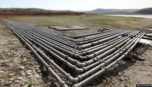 Окупанти заявляють, що проклали в Крим водогін довжиною 32 км