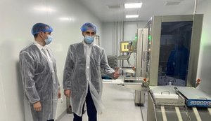 Завод в Харькове сможет разливать более 10 тыс. доз COVID-вакцины в час и более 30 млн доз в год, - Ляшко. ФОТОрепортаж