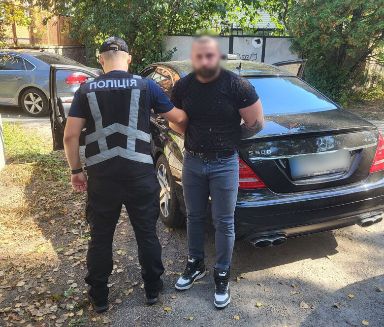 В столице правоохранители разоблачили деятельность масштабной наркогруппировки и изъяли товар на 50 млн грн 06