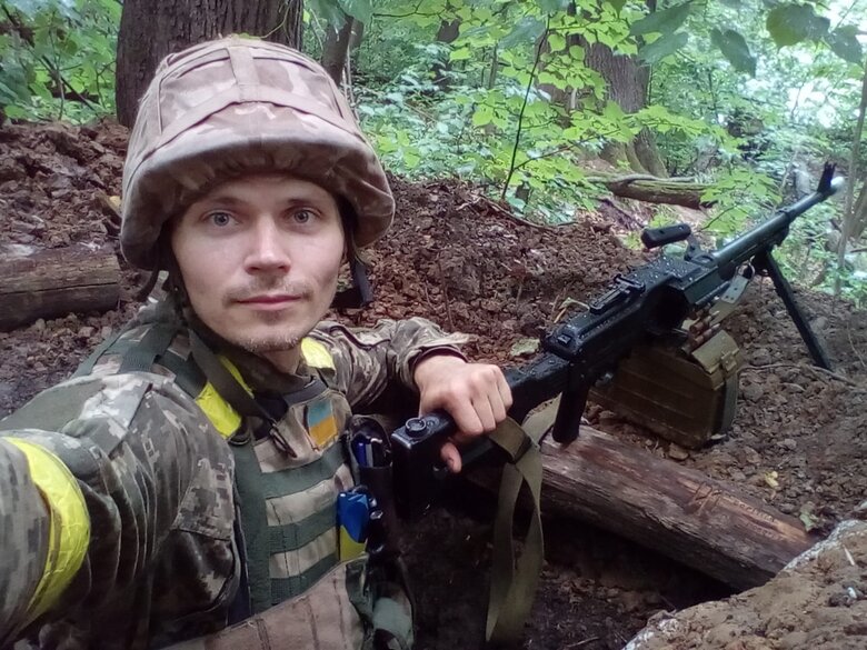 Сергій Огородник: Російські військові заговорювали зуби господарям, замикали їх на кухні для проведення бесіди, а решта в той час нишпорили по будинку й забирали цінні речі 06