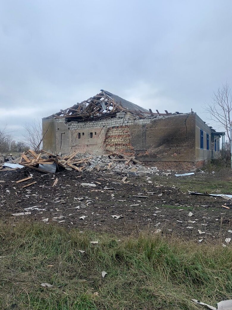 Russians hit village in Zaporizhzhia district with S-300 missiles 01