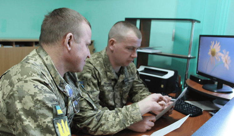 Минобороны будет брать данные из Пенсионного фонда. Их подсоединят к "Оберегу"