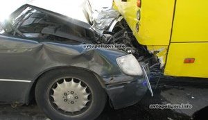 Пострадавшая в ДТП пассажир маршрутки скончалась в больнице Запорожья