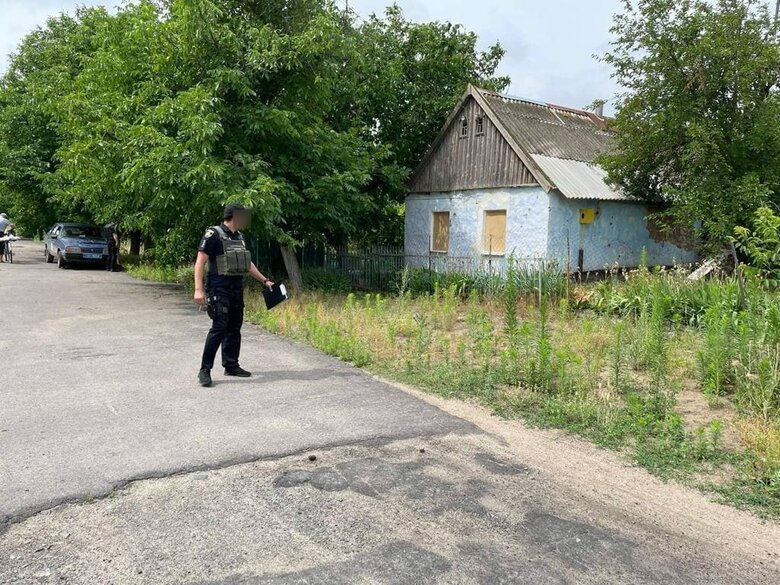 Окупанти завдали ракетного удару по селу Херсонщини, - Нацполіція 03