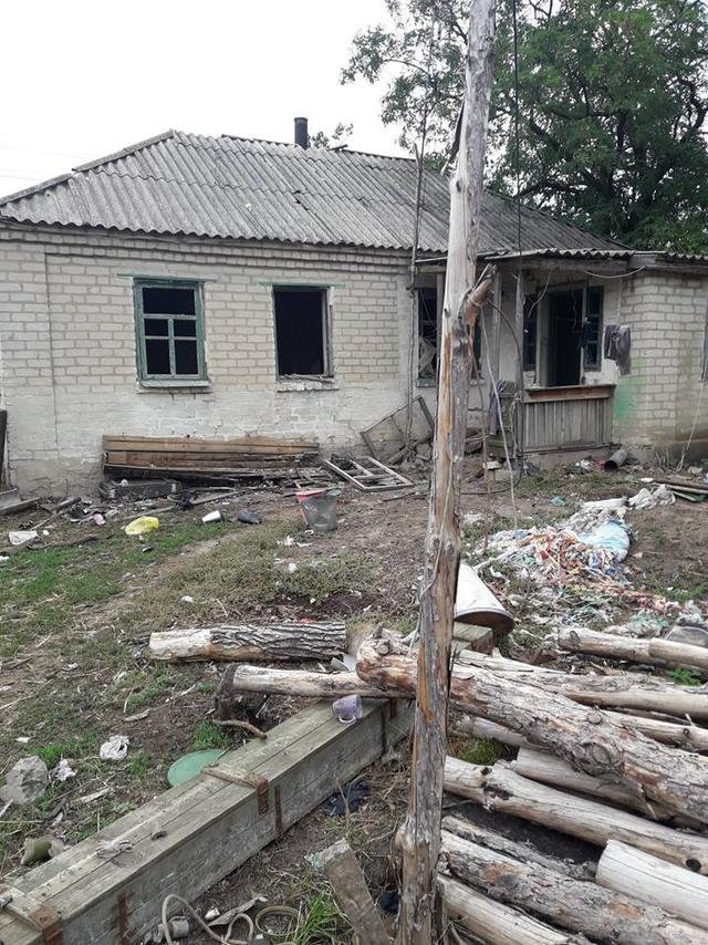 Мешканець Луганщини зазнав численних поранень, коли намагався розібрати боєприпас, - Нацполіція 01 Мешканець Луганщини зазнав численних поранень, коли намагався розібрати боєприпас, - Нацполіція 01