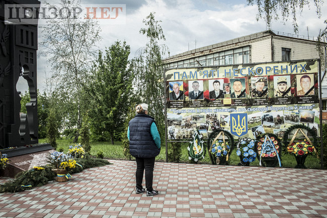 Мама Героя України, санінструктора Ігоря Зінича: Коли в новинах сказали, що підірвали термінал, я одразу зрозуміла, що це кінець, хоча Ігор тоді був ще живий 05