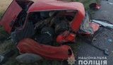Lexus врезался в припаркованный ВАЗ на трассе Одесса-Киев: трое погибших, - полиция. ФОТОрепортаж