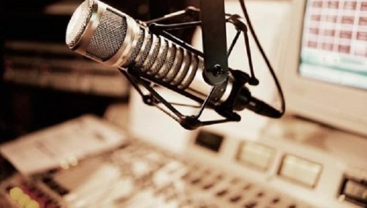 Rada obliges radio stations to increase Ukrainian music share in broadcasts