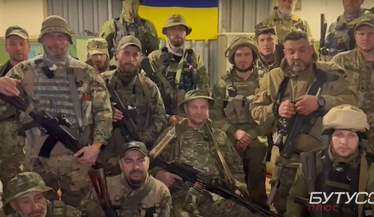 Waiting for order to attack - appeal by National Guard members from town of Rubizhne. VIDEO