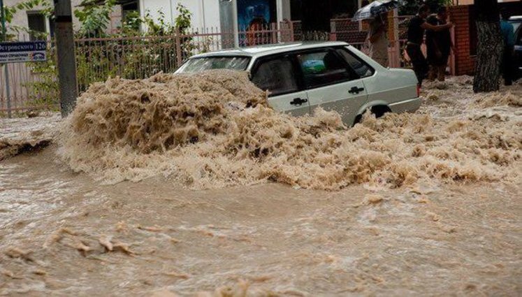 "Вода поднялась по шею": самое жуткое наводнение на Кубани. ФОТОрепортаж