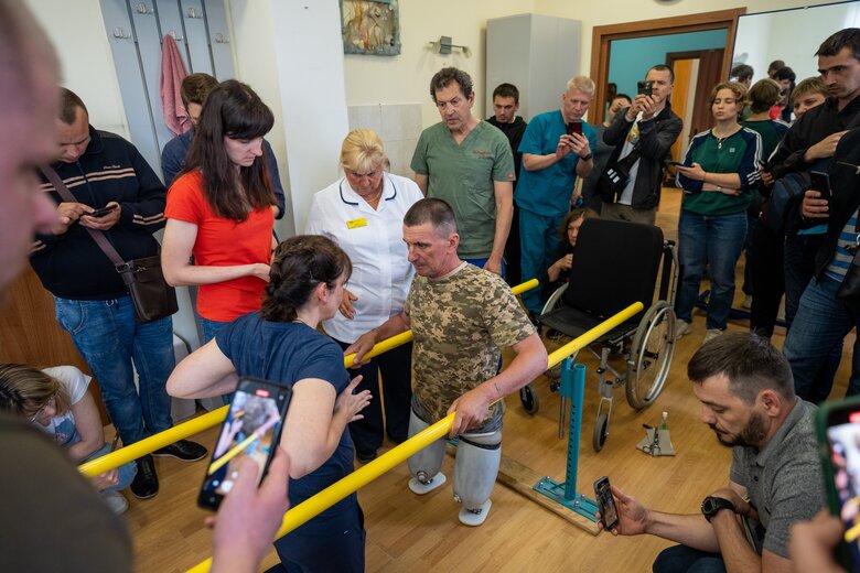 кумка,протезування