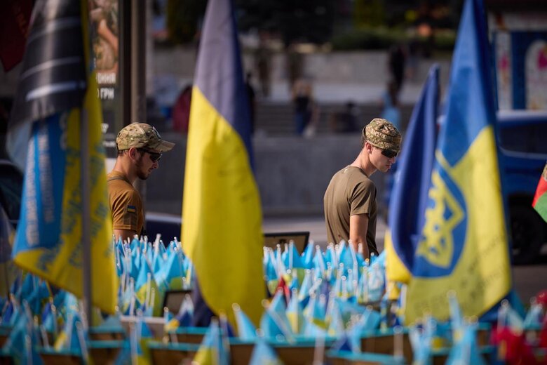 День пам'яті захисників України: звернення Зеленського