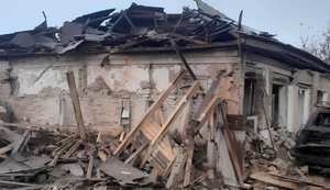 Рашисти атакували Ізюм КАБами: троє постраждалих, пошкоджено 7 будинків. ФОТОрепортаж