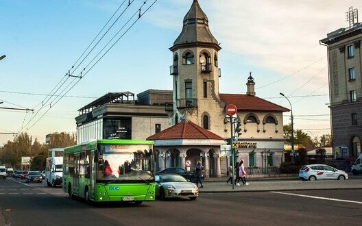 У Миколаєві зменшать кількість автобусів через мобілізацію водіїв
