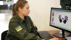 "На сьогодні біометрією скористалися 136 тис. осіб, із них 96 тис. - росіяни", - глава ДПСУ Цигикал