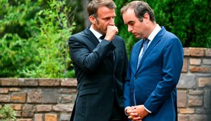 Макрон и Лекорню обсуждают бюджет Франции