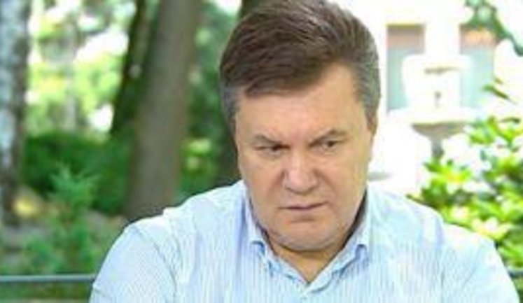 Переводчик книги Януковича объяснил как появились обвинения в плагиате: "Я глубоко виноват перед автором"