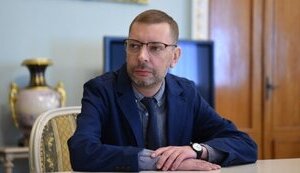 артем,скоропадський